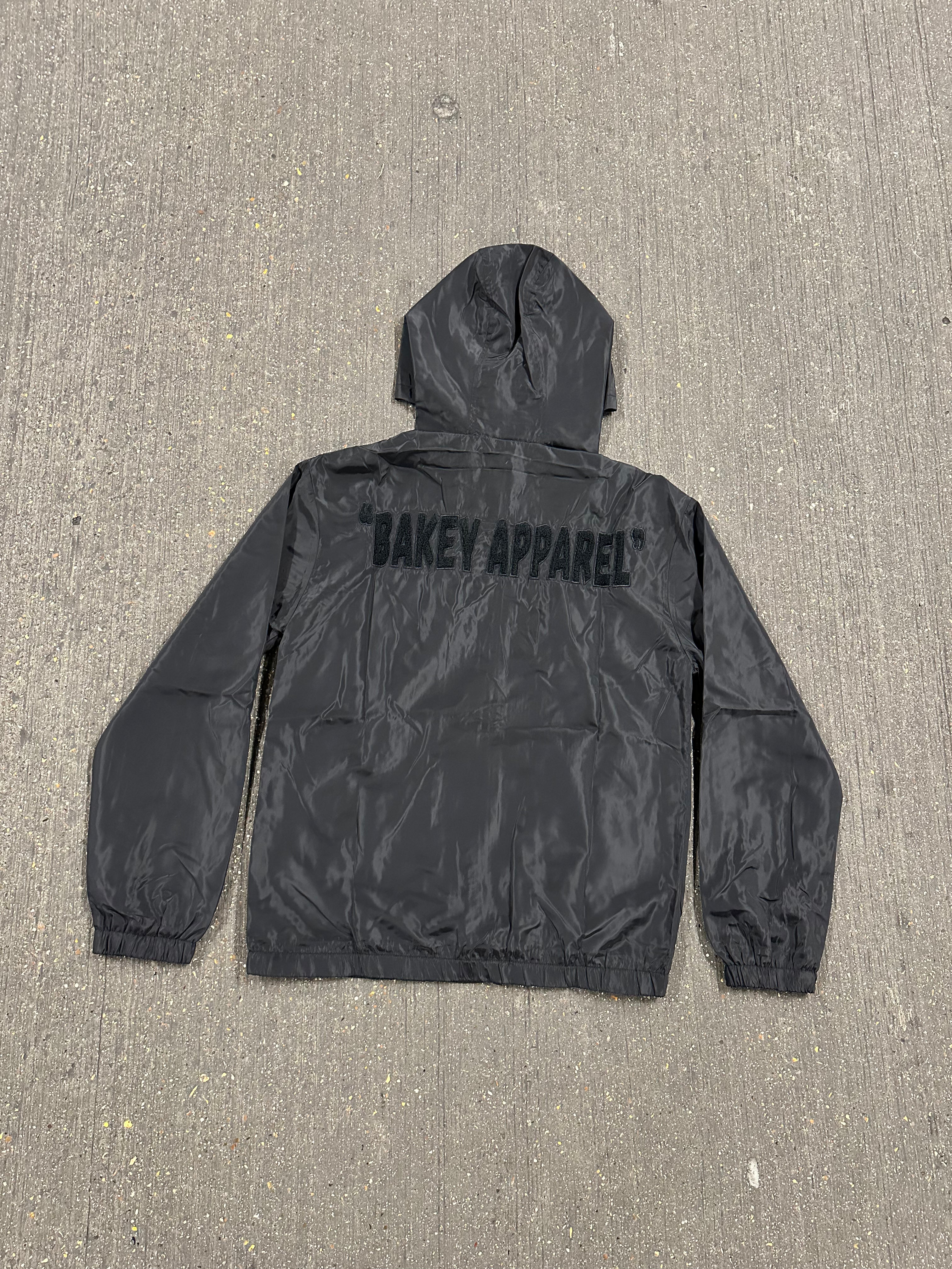 Chelline Embroidery Windbreaker (Black/Black)